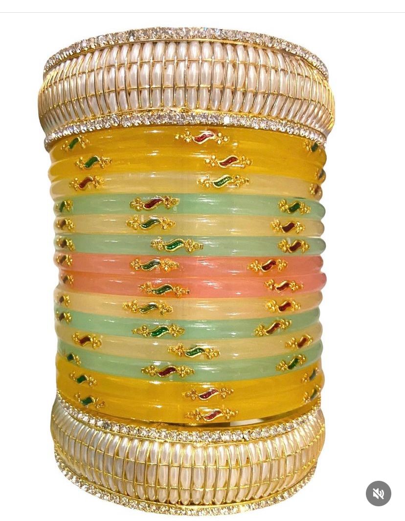 BANGLES